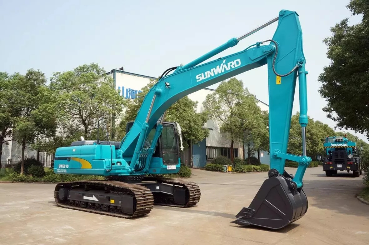 SUNWARD SWE210, Карьерные экскаваторы