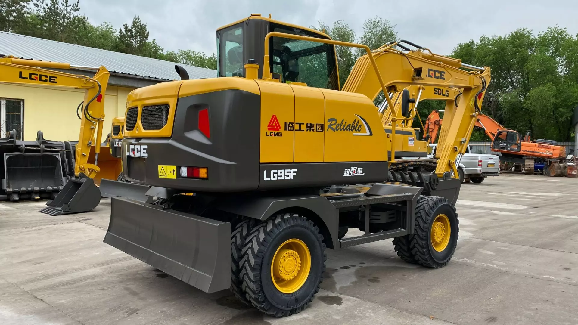 SDLG EA795F, Колесные экскаваторы