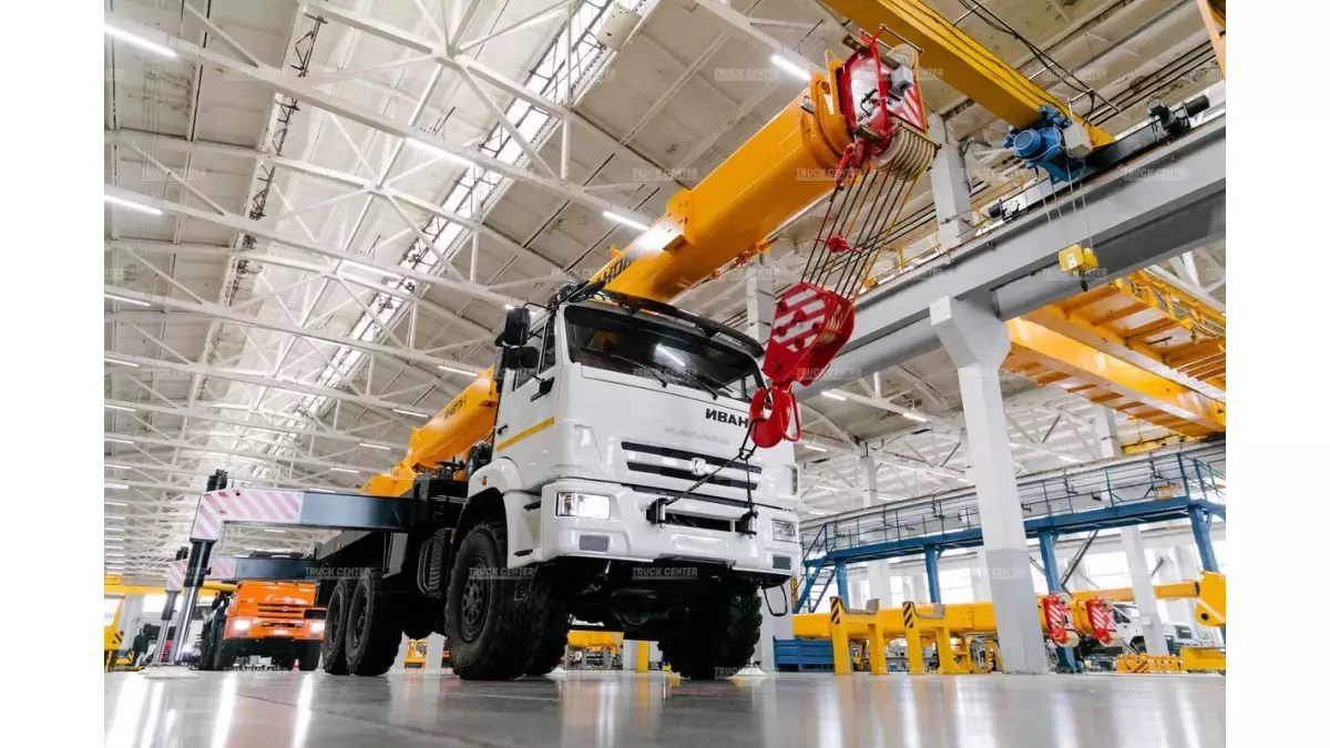 Ивановец КС-45717К-3Р, Автокраны