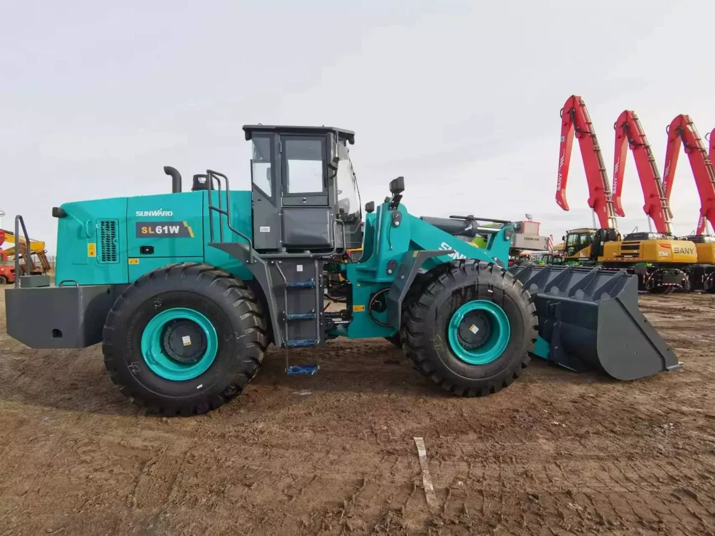 Sunward SL61W, Фронтальные погрузчики