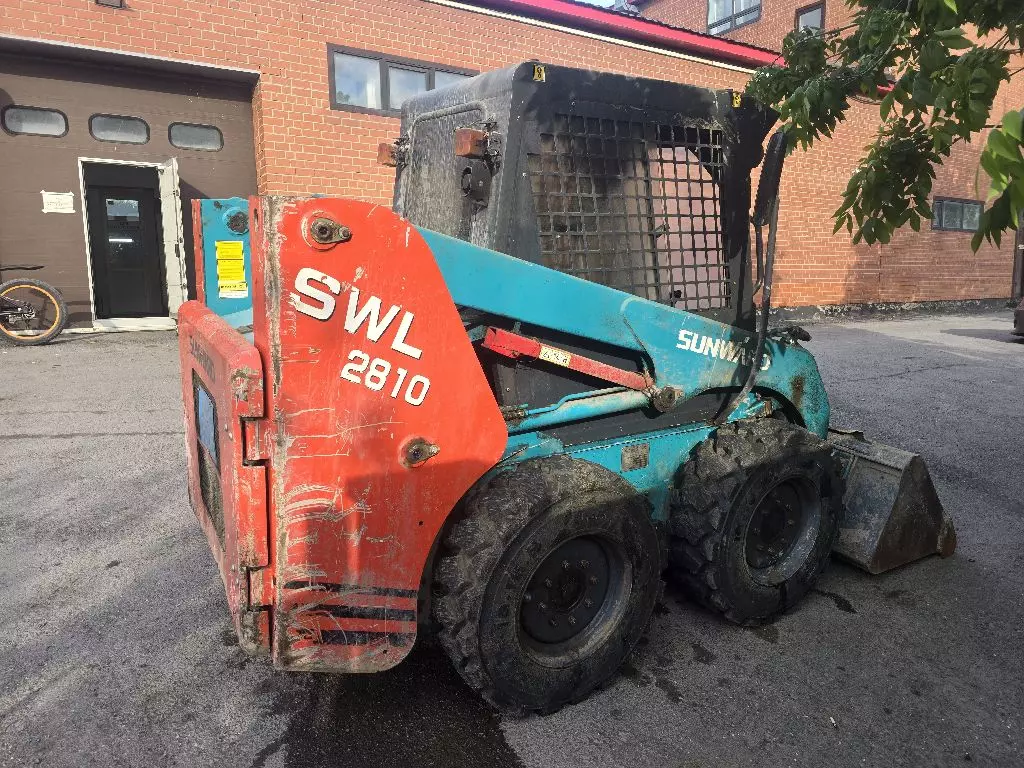 Sunward SWL2810, Мини-погрузчики