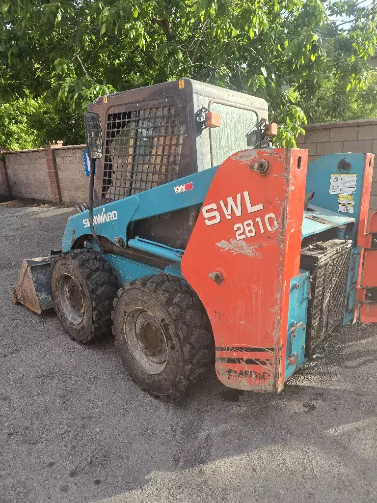 Sunward SWL2810, Мини-погрузчики