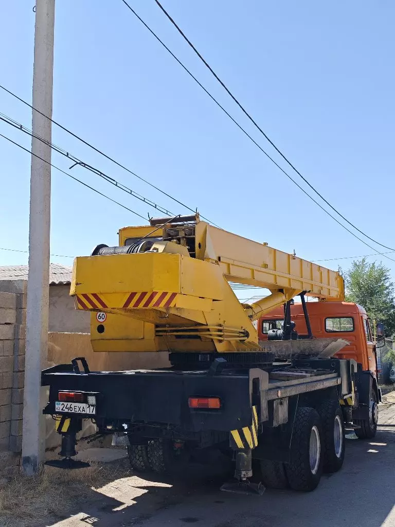 КАМАЗ КС-55713-1, Автокраны