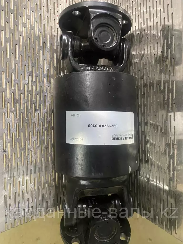 Карданный вал на Manitou 397152KR Код: 397152KR