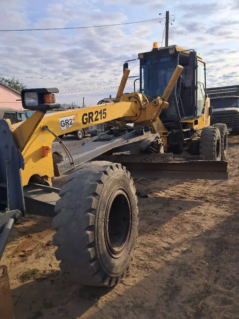 XCMG GR215, Грейдеры