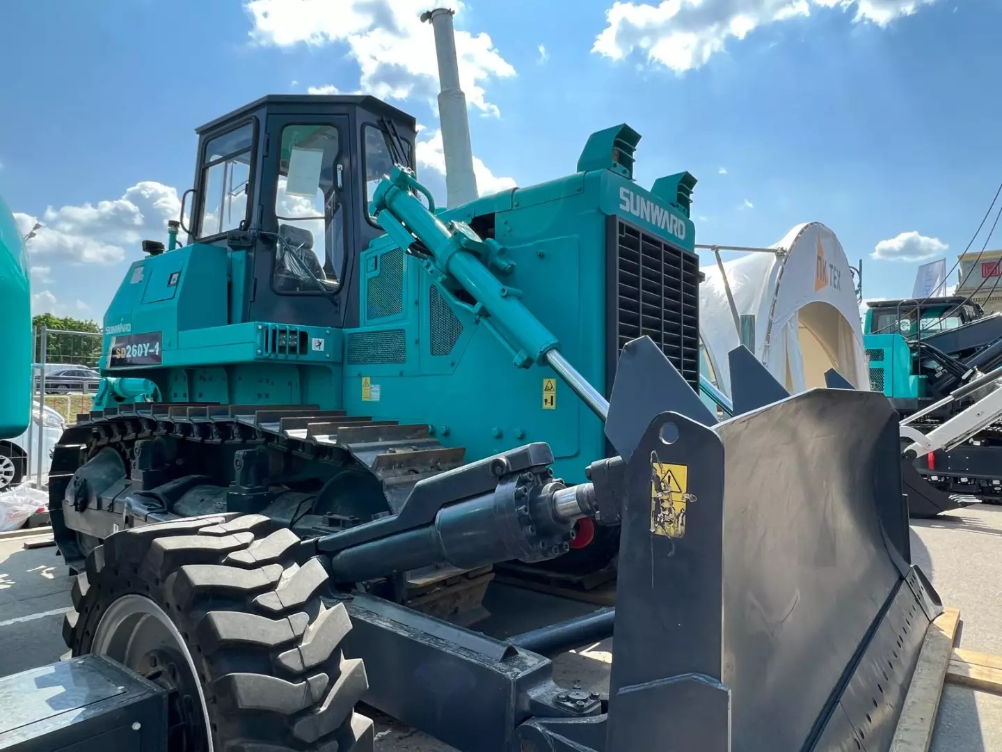 Sunward SD260Y-1, Бульдозеры