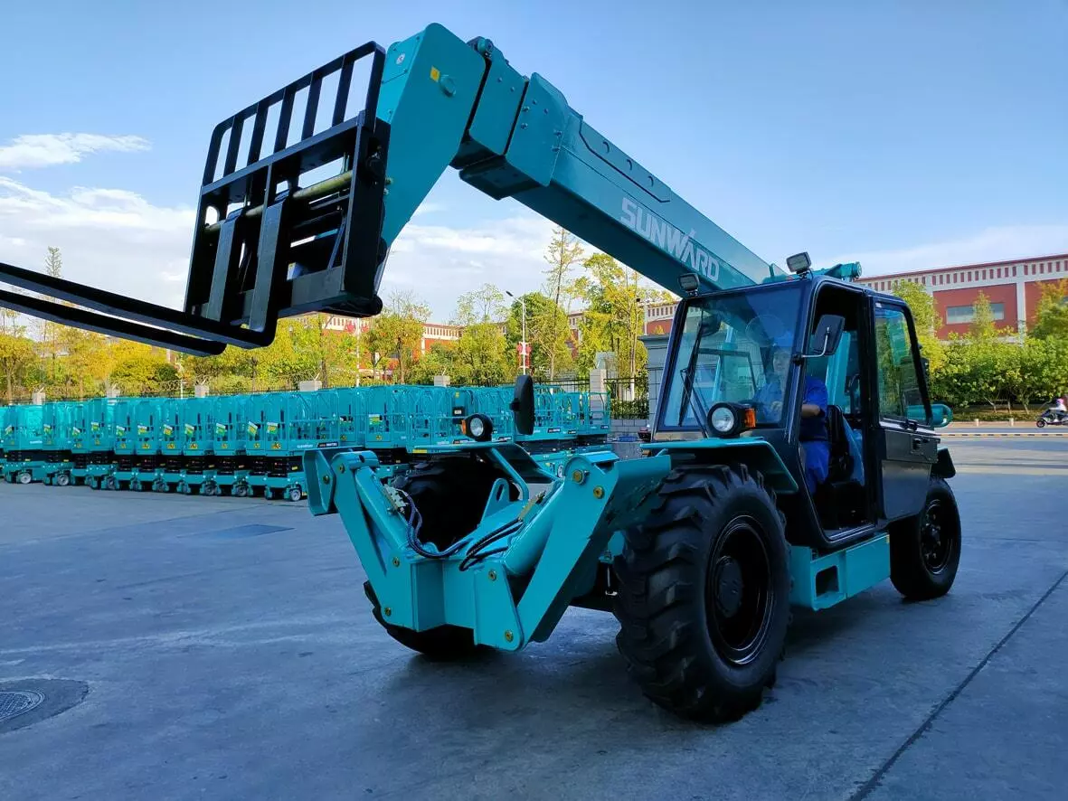 Sunward SWTH3910, Телескопические погрузчики