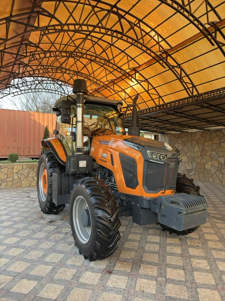 Ensign YX620, Тракторы