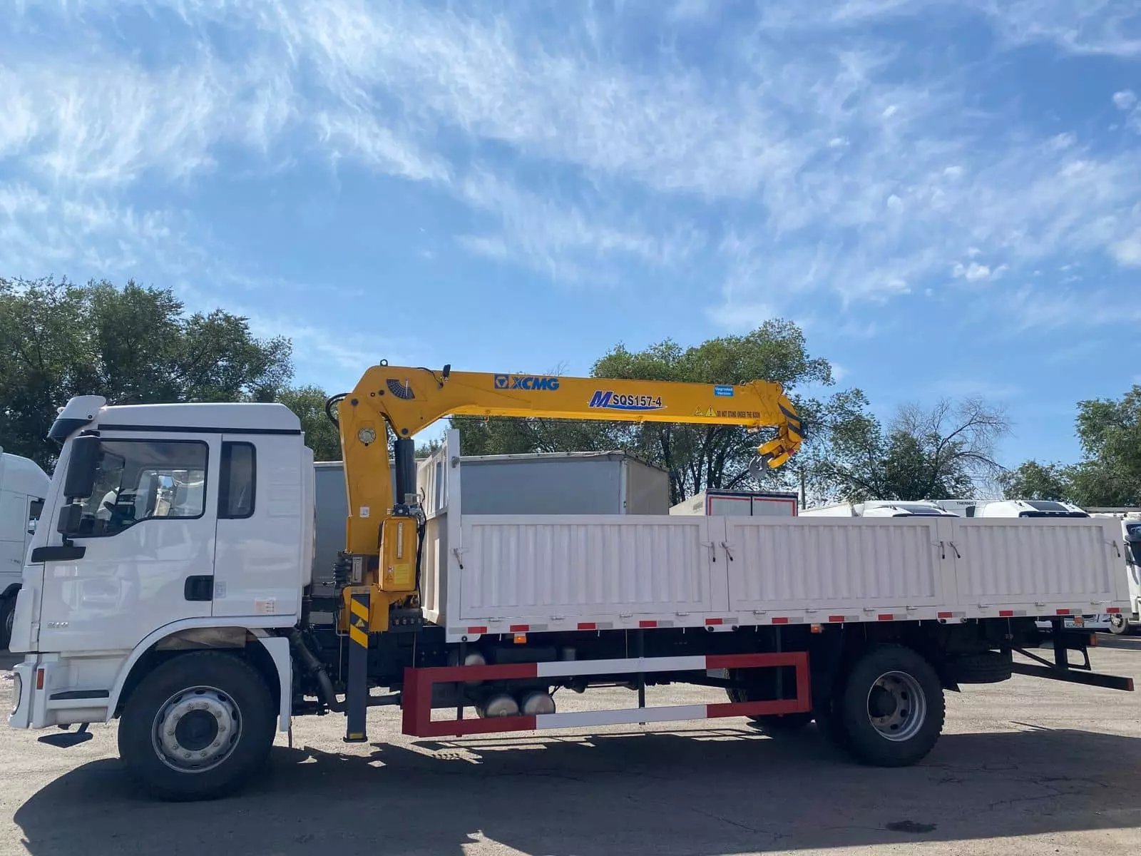 SHACMAN MSQS-157-4 4X2, Краны-манипуляторы