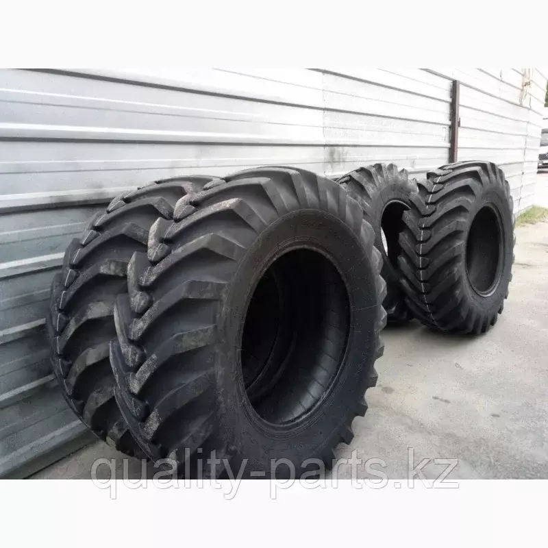 Шины на экскаватор погрузчик JCB 3CX 16.9-28 Код: 2165150