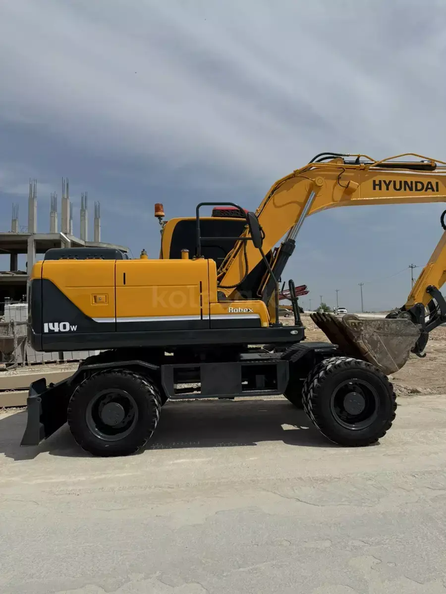 Hyundai R140W-7A