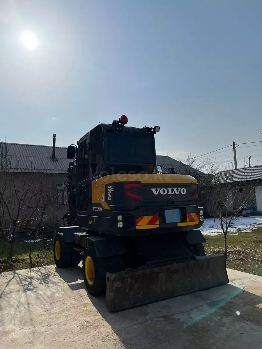 Volvo EW60E