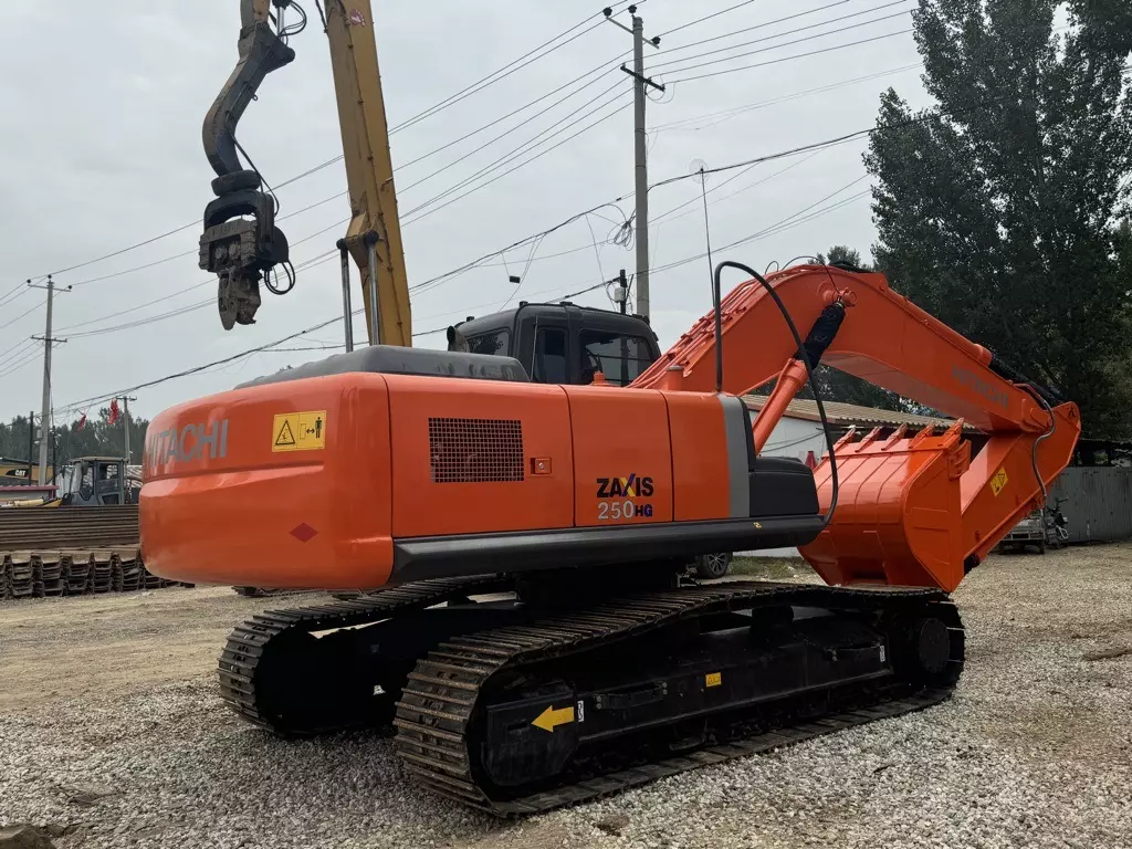 Hitachi ZX250LC