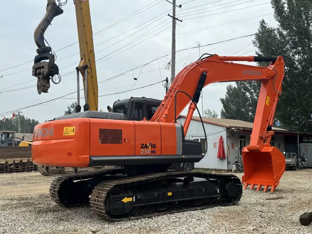 Hitachi ZX250LC