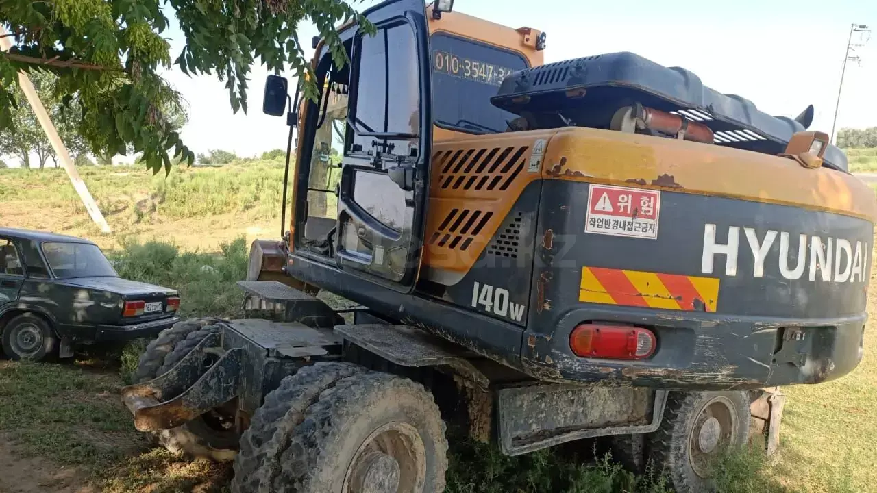 Hyundai R140W-7