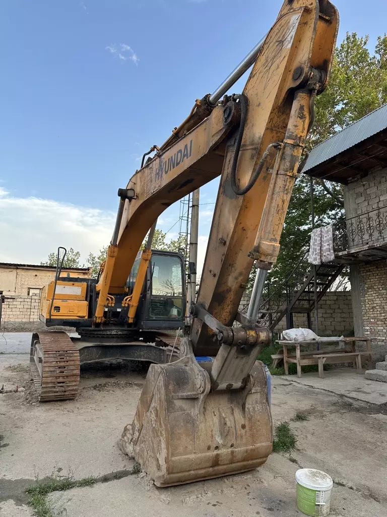 Hyundai R 305LC-7