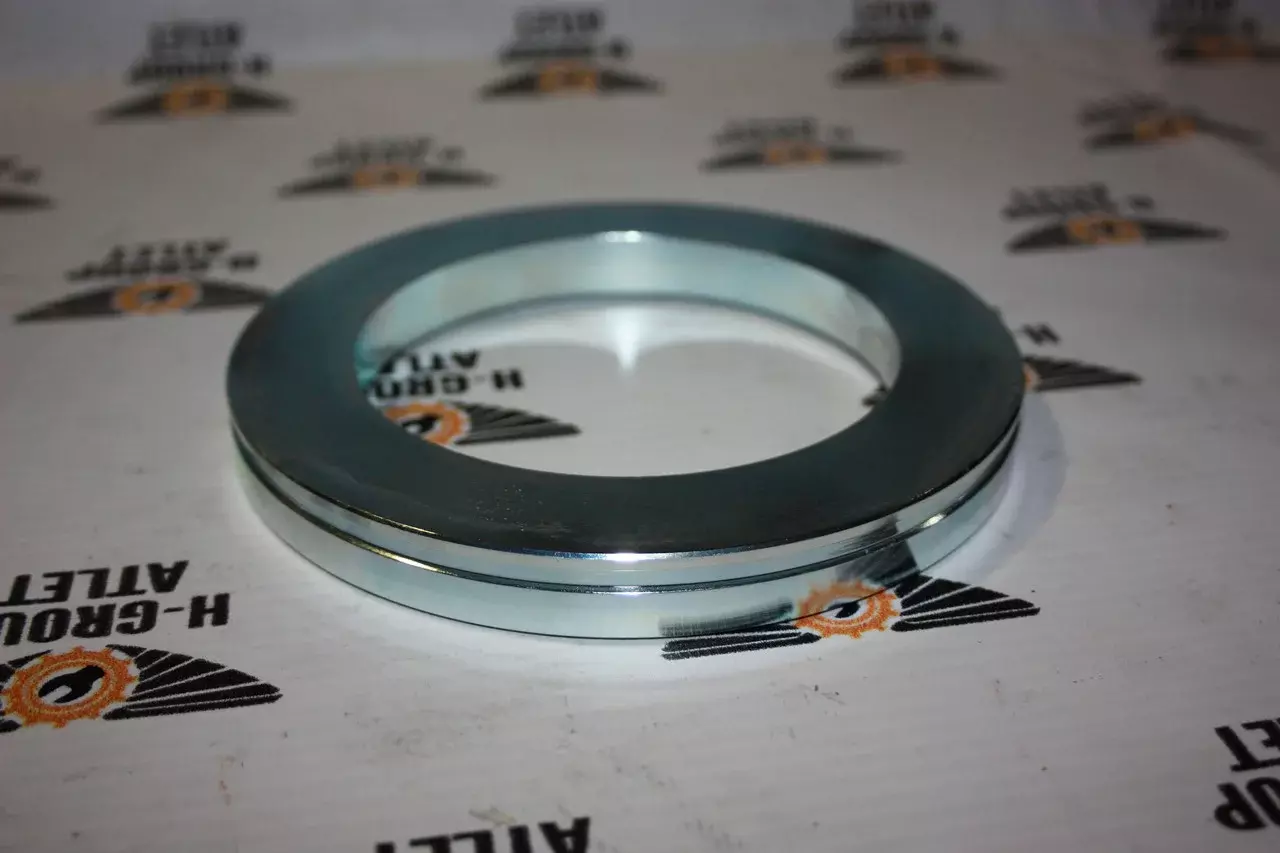 Шайба 29503810 (RING SPACER) на технику Sandvik