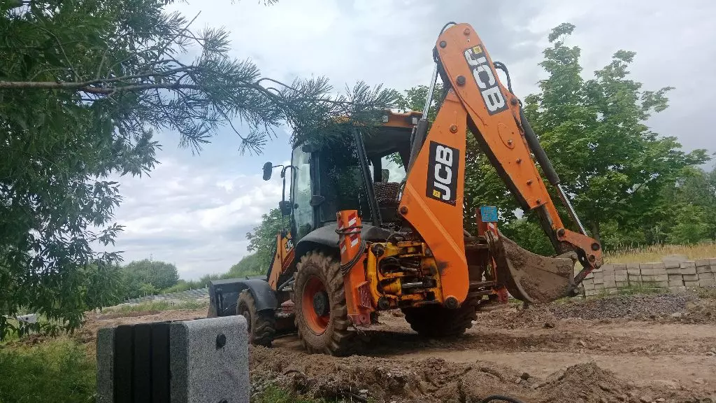 JCB
