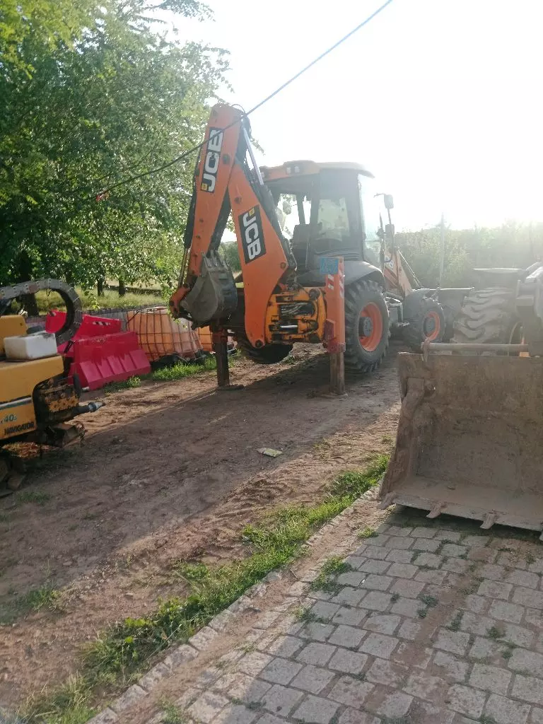 JCB