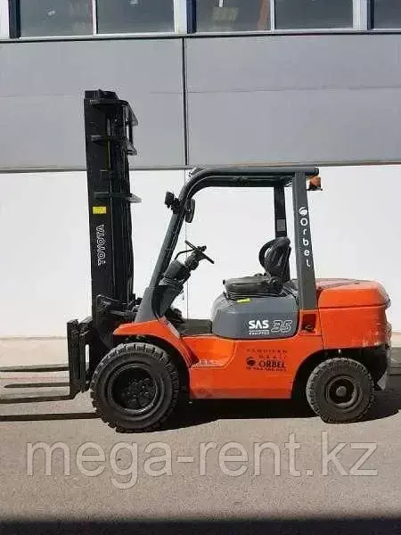 Toyota 7FD35, Вилочные автопогрузчики
