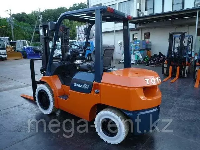 Toyota 7FD30, Вилочные автопогрузчики