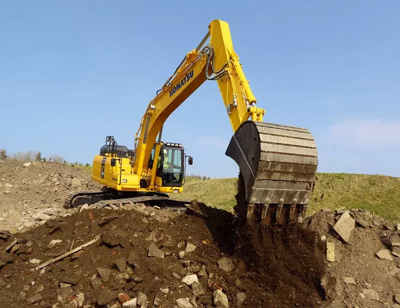 KOMATSU