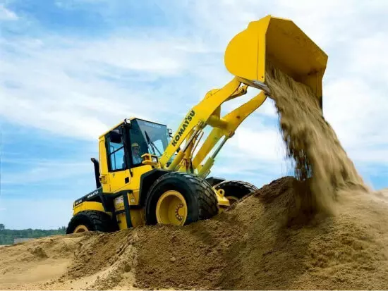 KOMATSU