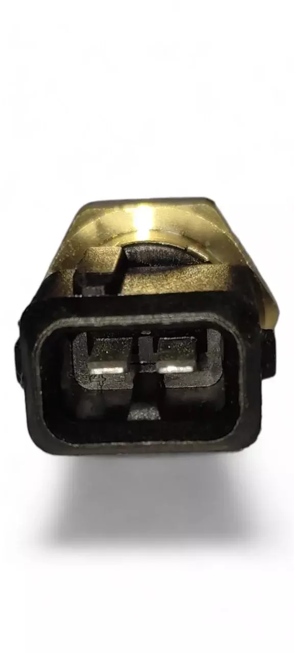 Датчик температуры SENSOR HYD OIL TEMP Doosan K1003296 (2547-9038B) Код: K1003296