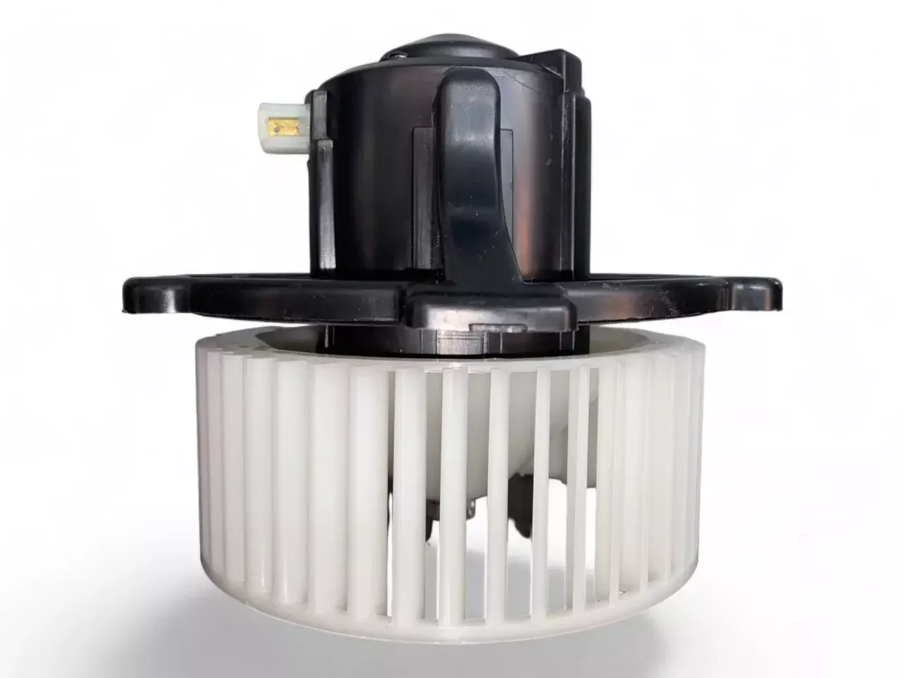 Мотор печки MOTOR BLOWER 24V Doosan 2538-6015 K1040112 Код: K1040112