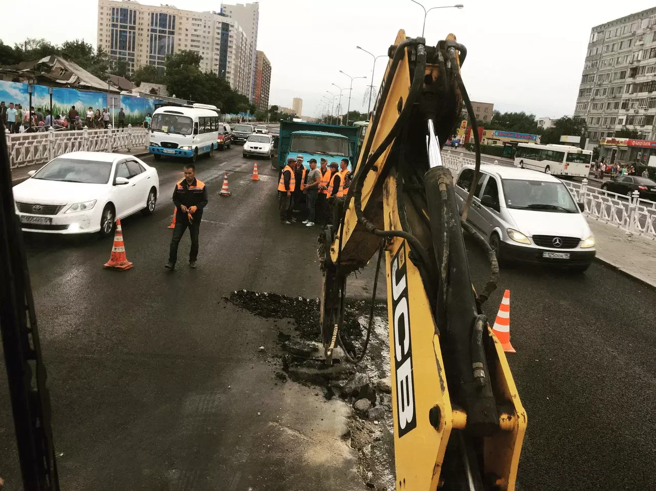 JCB