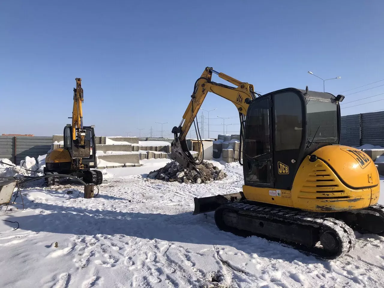 JCB