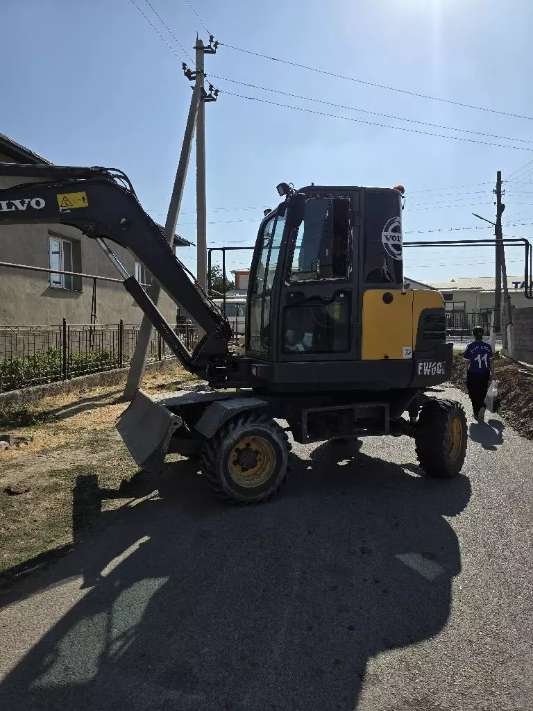VOLVO