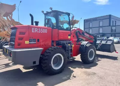 Rongwei ER3500, Телескопические погрузчики