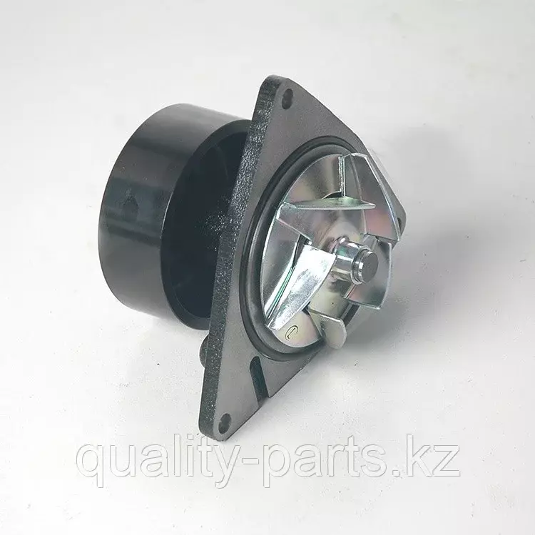 Помпа (Water pump) на Volvo BL71, BL61 Код: 2188192