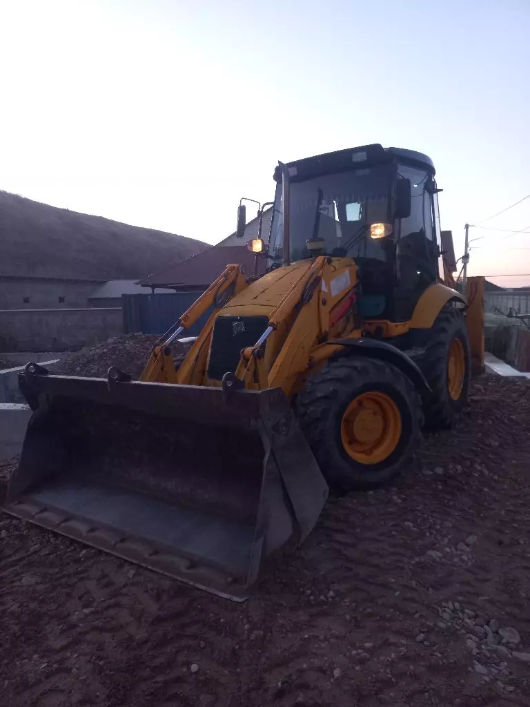 JCB
