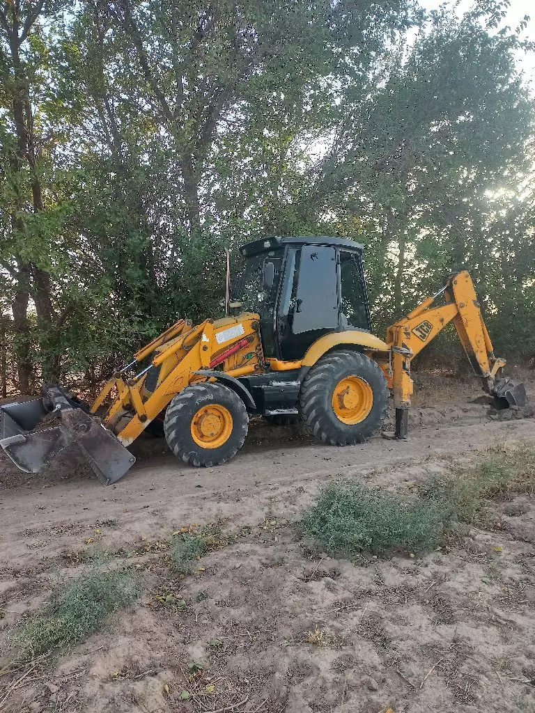 JCB