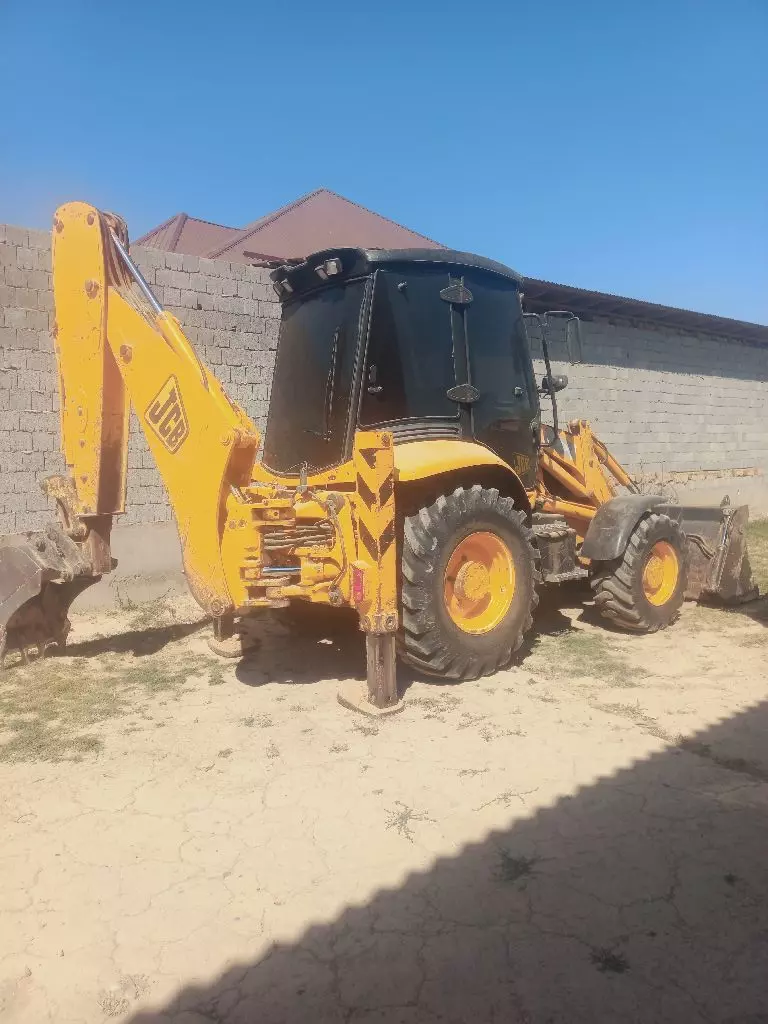 JCB
