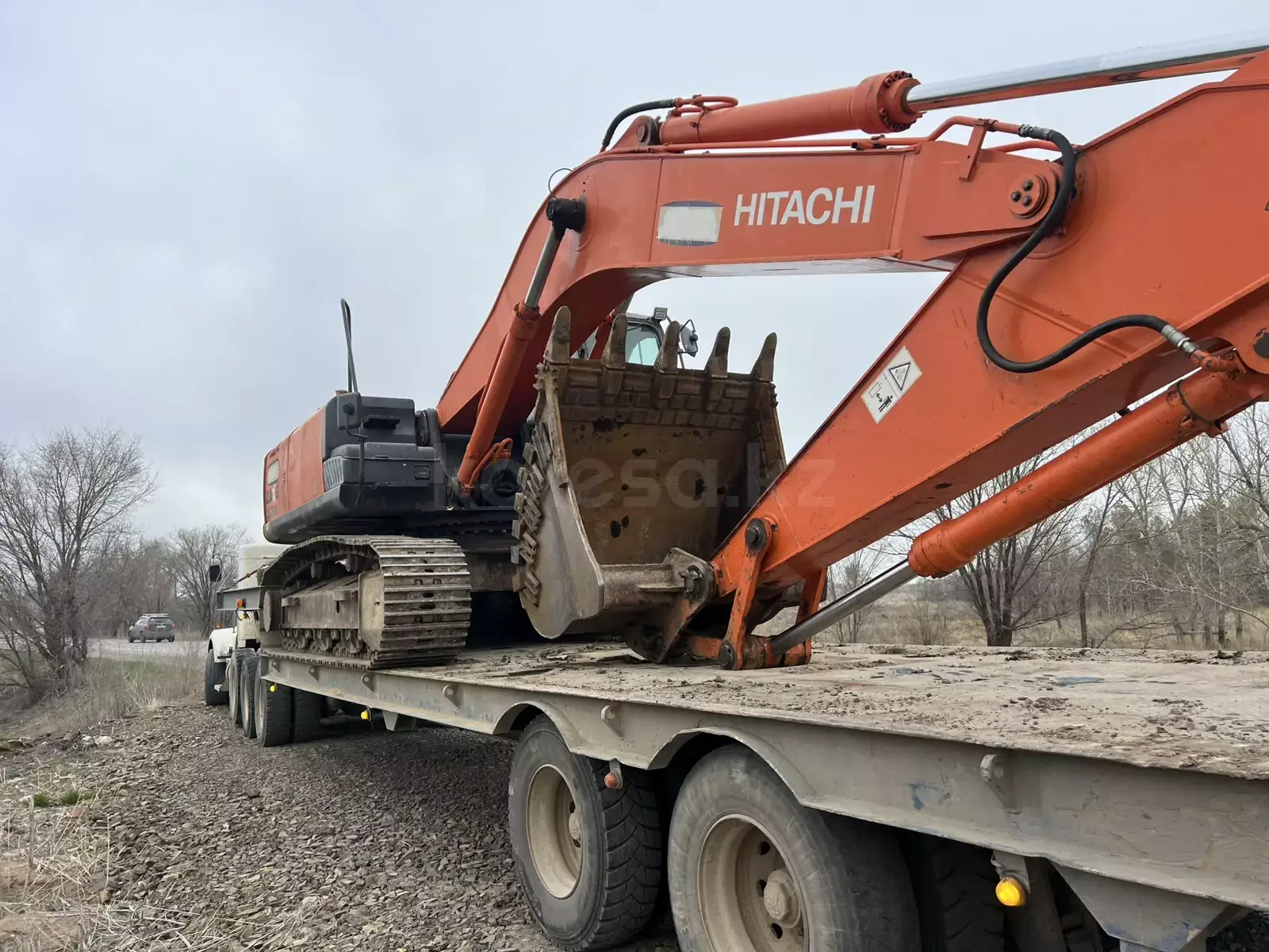 Hitachi ZX330