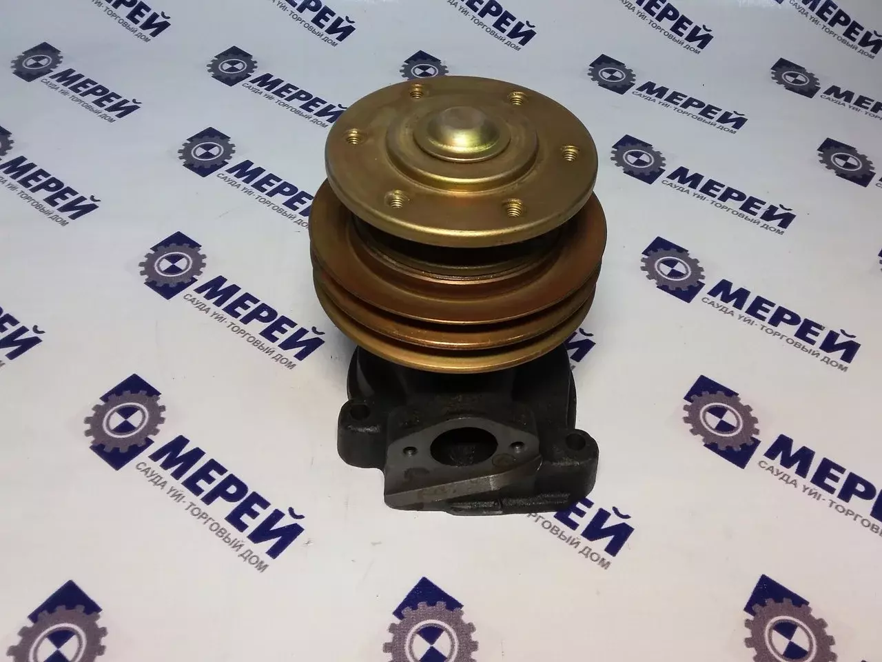 Насос водяной МТЗ Д-245 Евро3 с электромуфтой 12В ОАО "БЗА" Р.Беларусь Код: 245-1307015