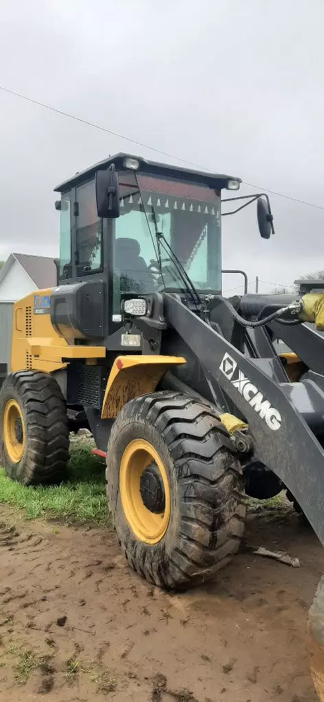 XCMG LW330RU, Фронтальные погрузчики