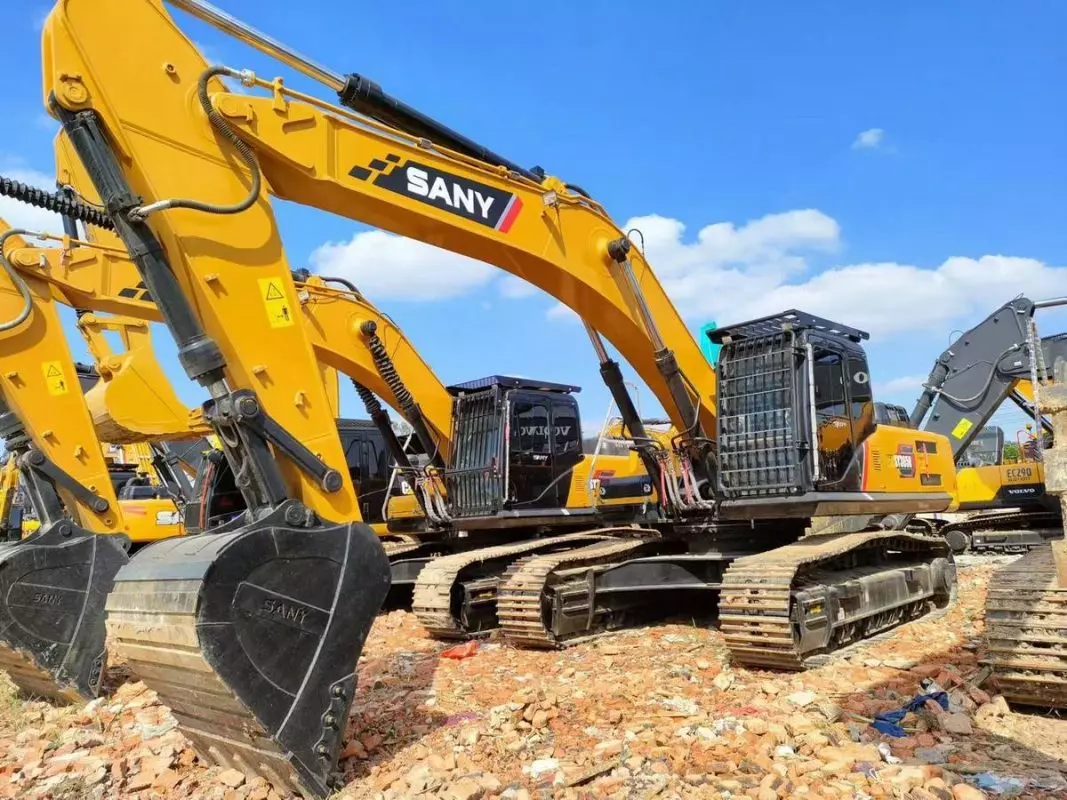 Sany SY365H, Экскаваторы-погрузчики