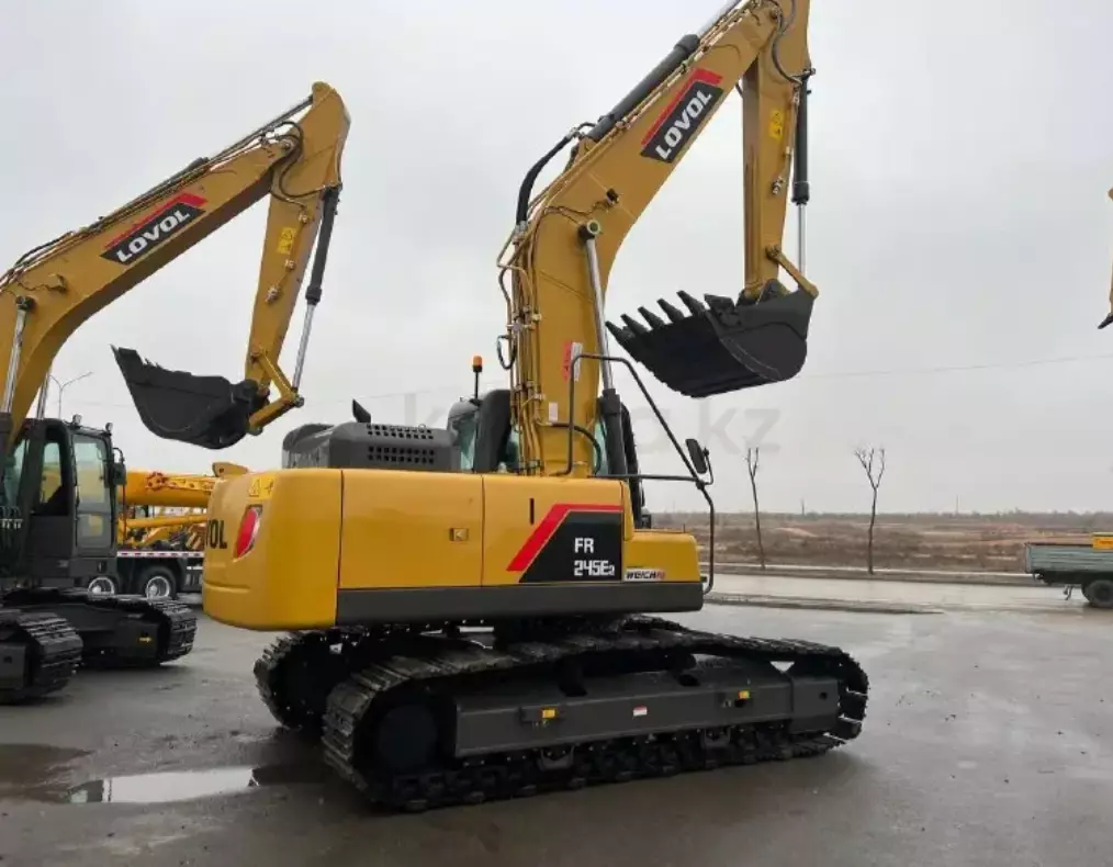 Lovol FR245E2, Гусеничные экскаваторы