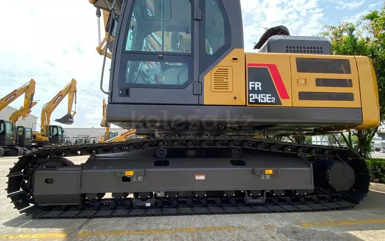 Lovol FR245E2, Экскаваторы-погрузчики