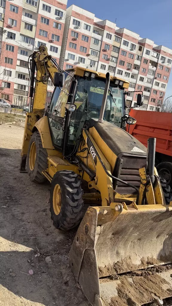 Caterpillar 422E, Экскаваторы-погрузчики