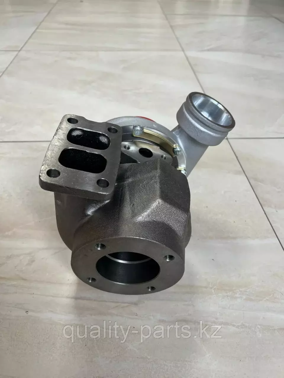 Турбина Borg Warner 0450-5068KZ Volvo на двигатель Deutz Турбина Borg Warner 0450-5068KZ Volvo на двигатель Deutz