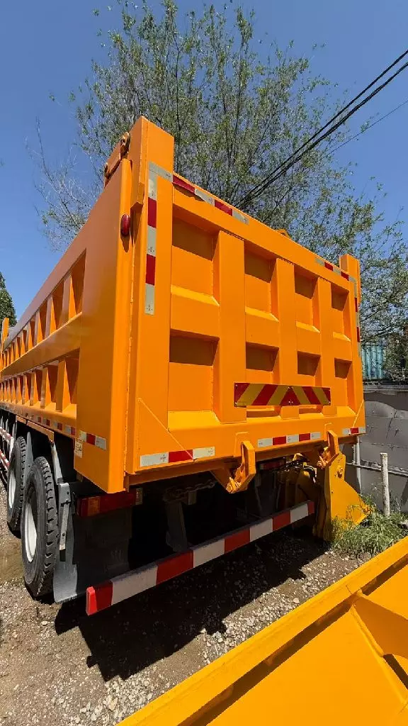 Shacman X5000, Самосвалы