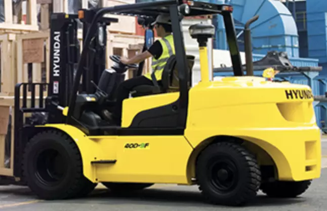 Hyundai 40D-9F, Вилочные автопогрузчики