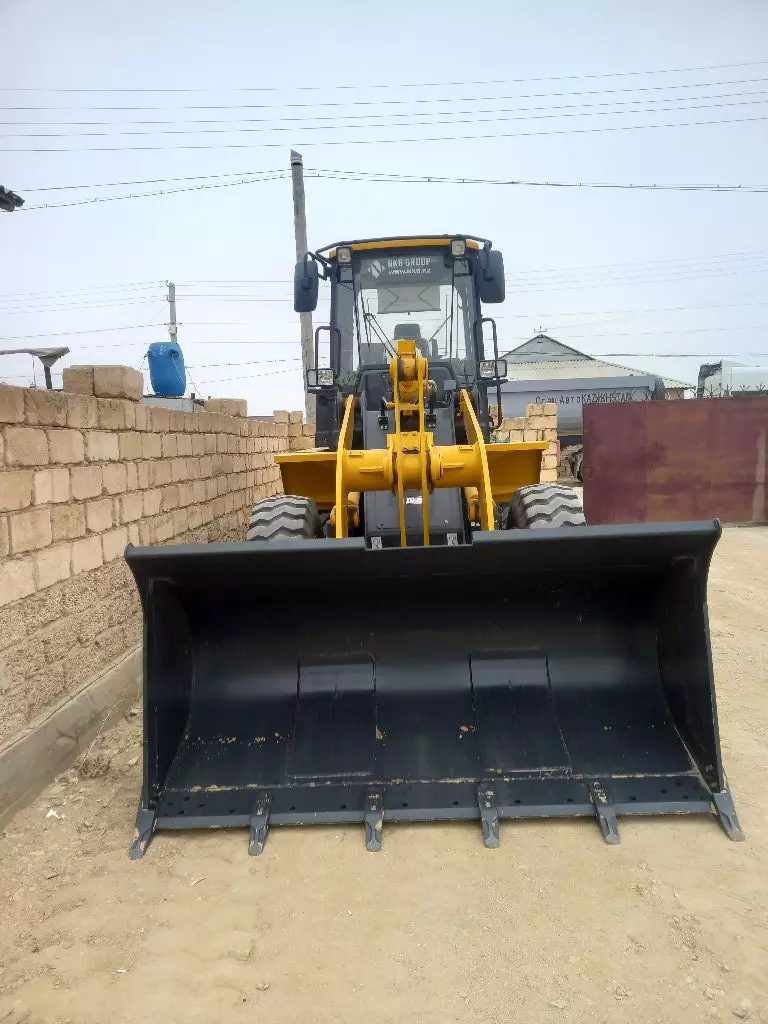 Lonking CDM835, Фронтальные погрузчики