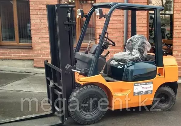 TOYOTA 7FG25, Вилочные автопогрузчики