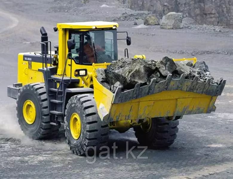 KOMATSU